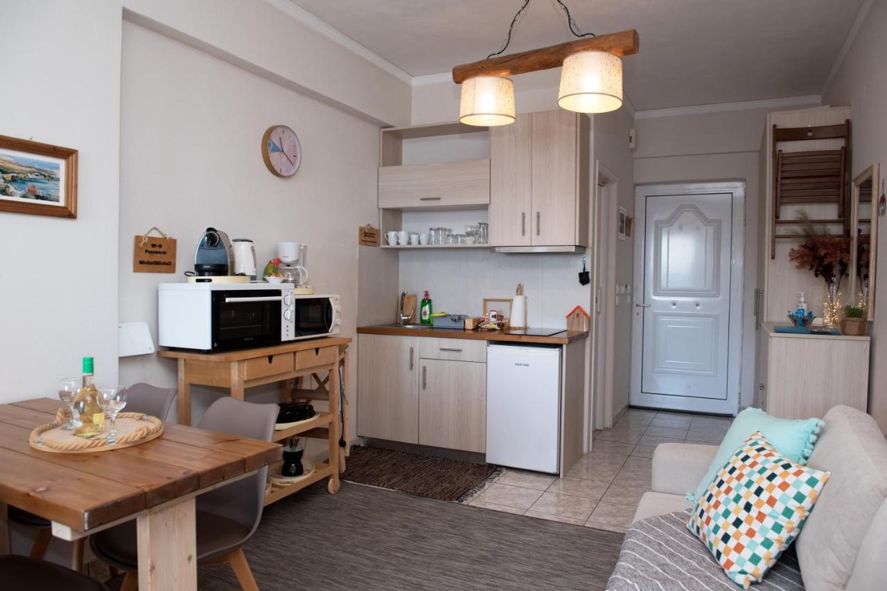 Lovely Studio With Awesome View Толон Екстериор снимка